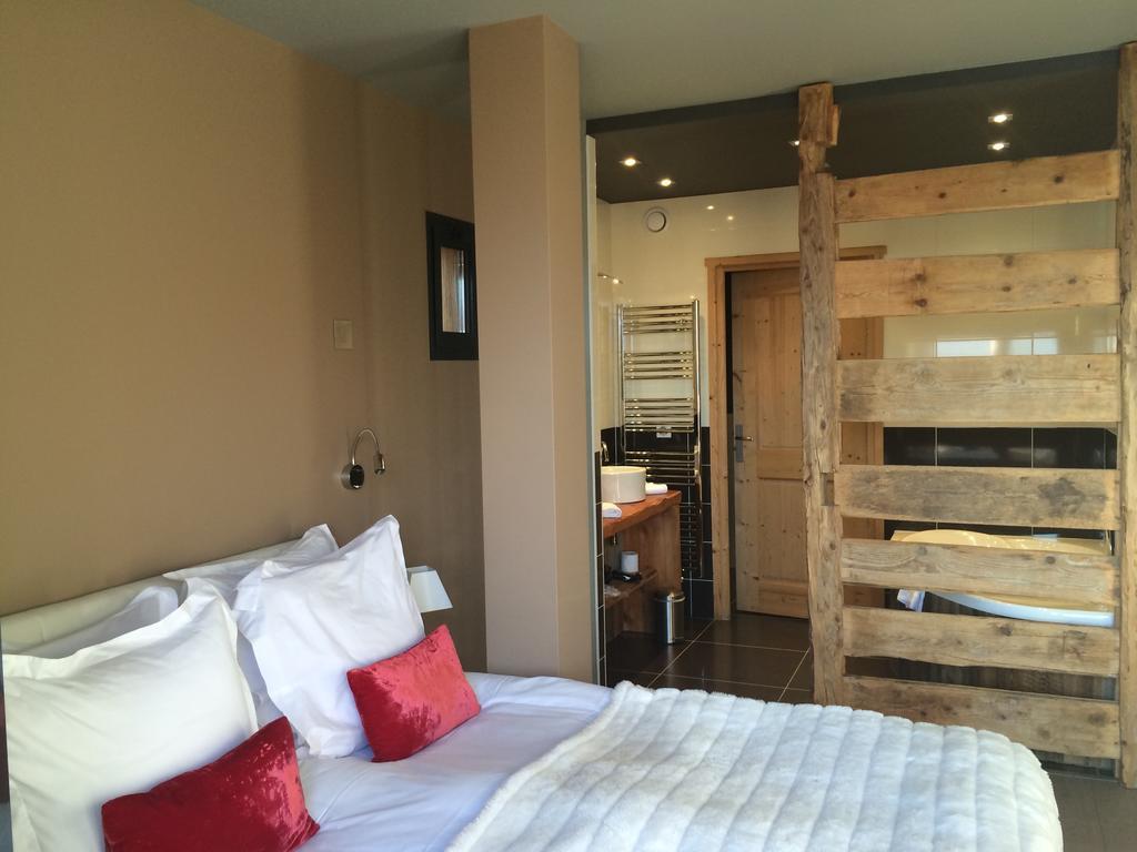 Chalet Christine Talloires Room photo